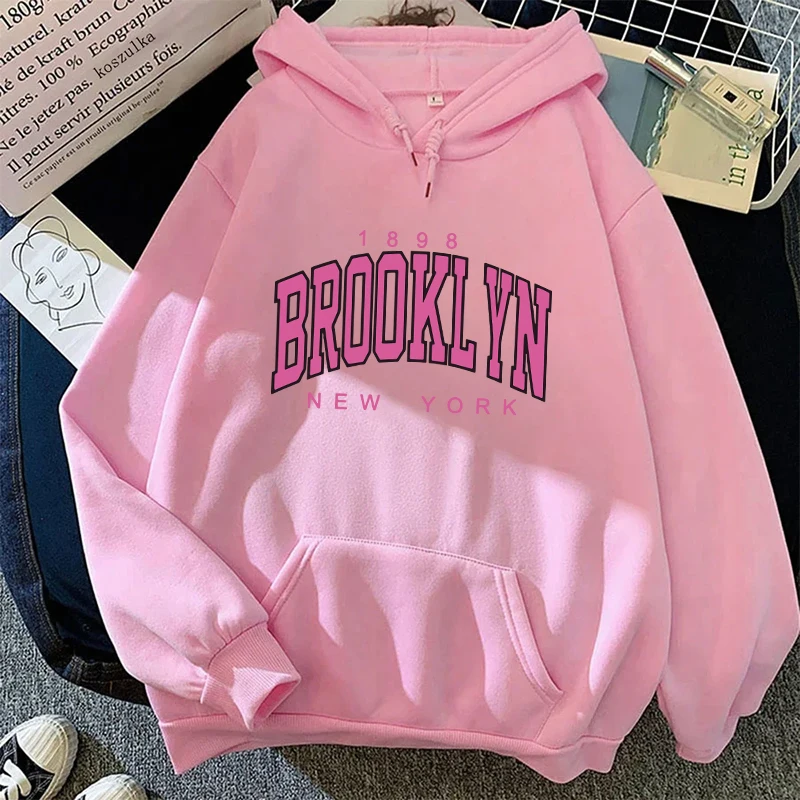 Felpa con Cappuccio Brooklyn F - Outdoor Sport Drawing recensione e prezzo