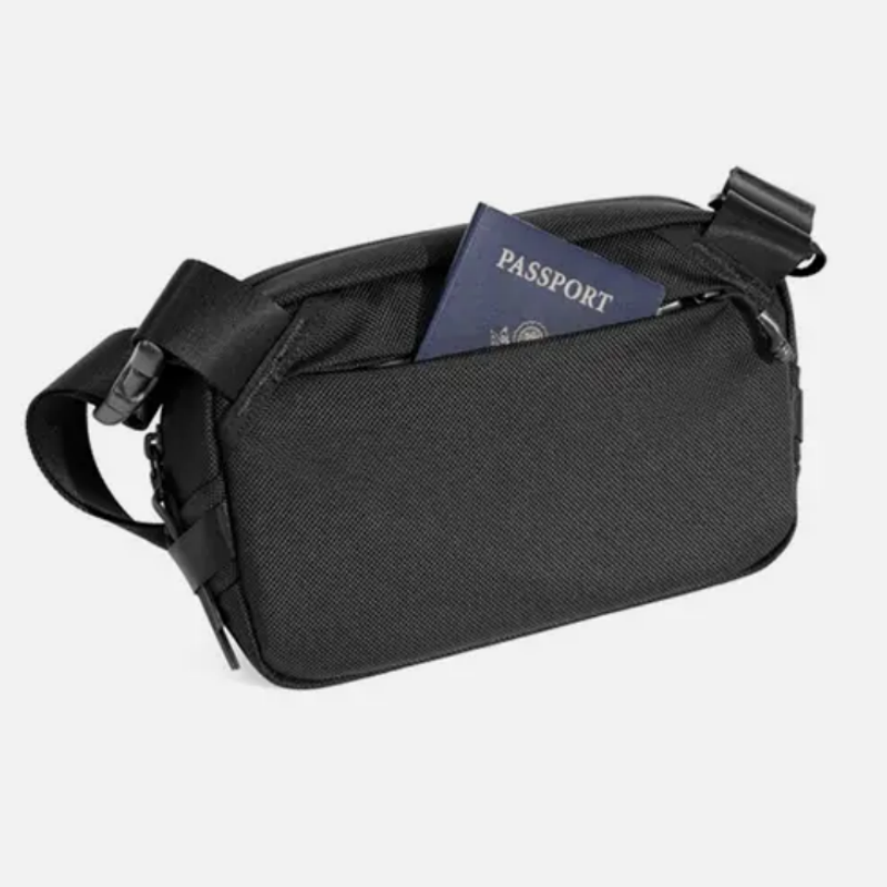 Day Sling 4 Sling Nylon 2.5L I - Outdoor Sport Day recensione e prezzo